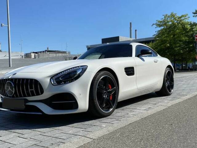 Image 1/34 of Mercedes-AMG GT-S (2018)