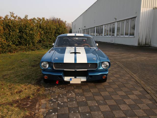Ford Shelby GT 350