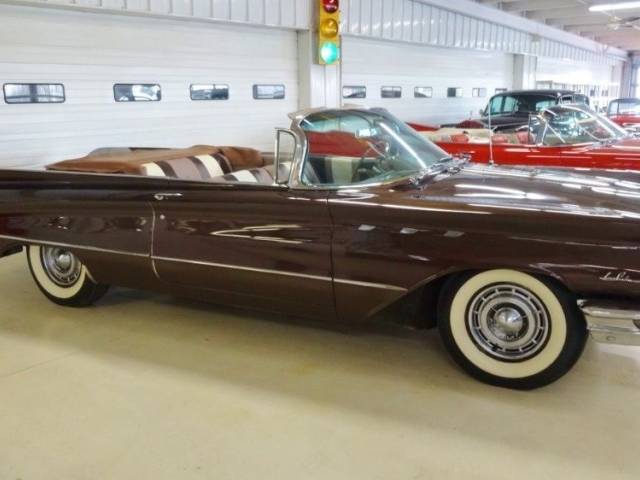Image 1/20 de Buick Le Sabre Convertible (1960)