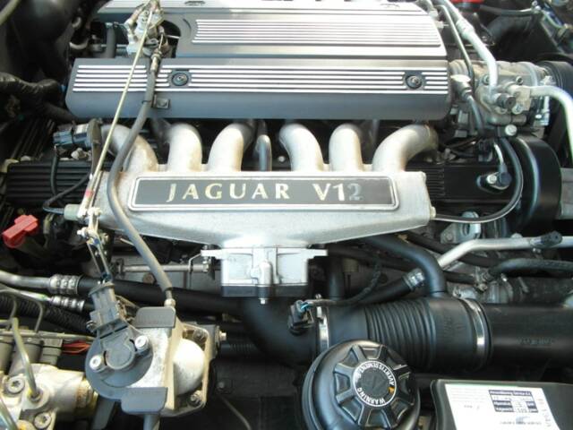 Jaguar XJ12 6.0