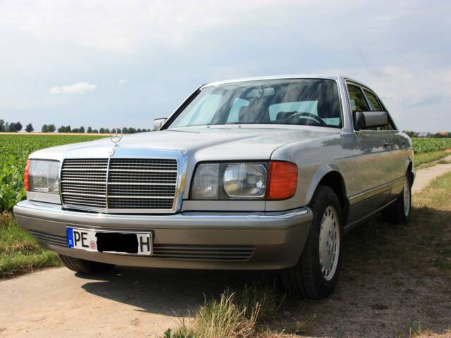Bild 1/7 von Mercedes-Benz 260 SE (1989)