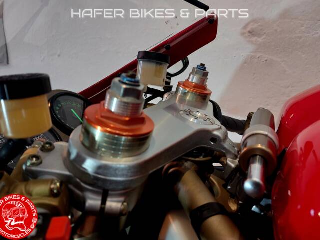 Ducati 916