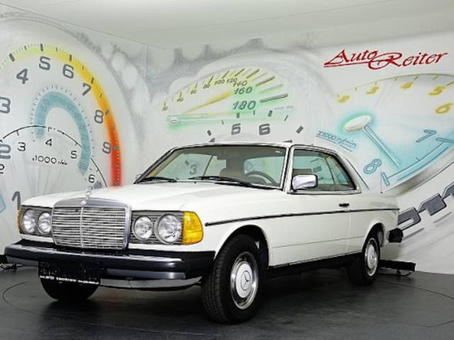 Bild 1/50 von Mercedes-Benz 300 CD Turbodiesel (1985)
