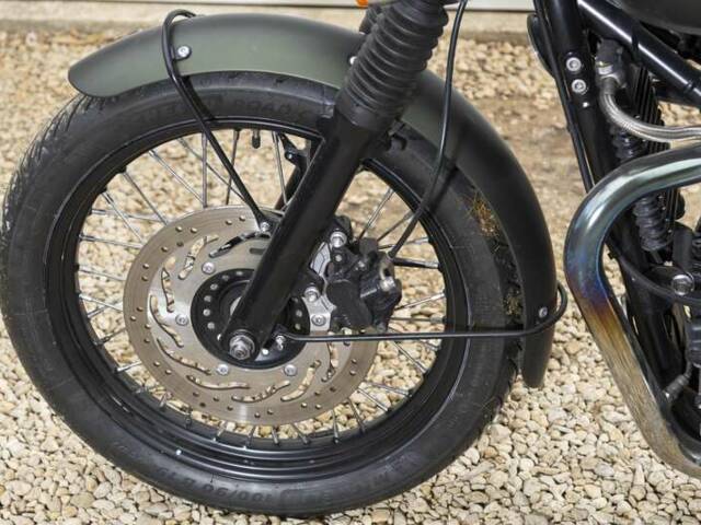 Triumph Bonneville T100 McQueen