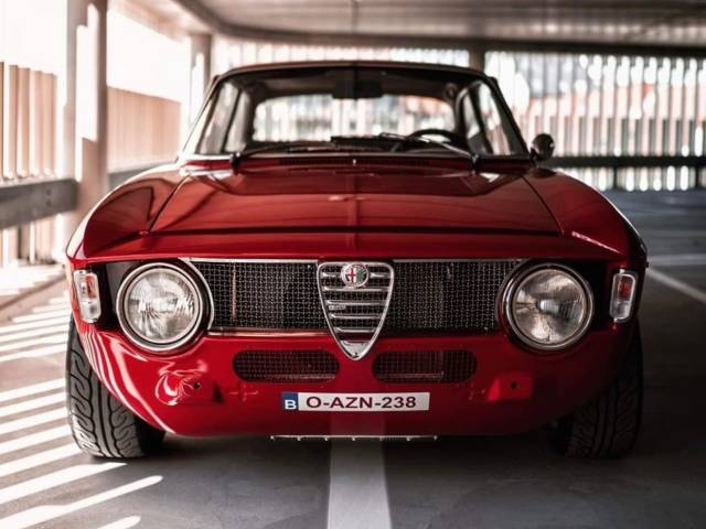 Alfa Romeo Giulia 1300