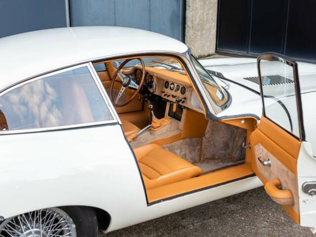Jaguar E-Type 4.2