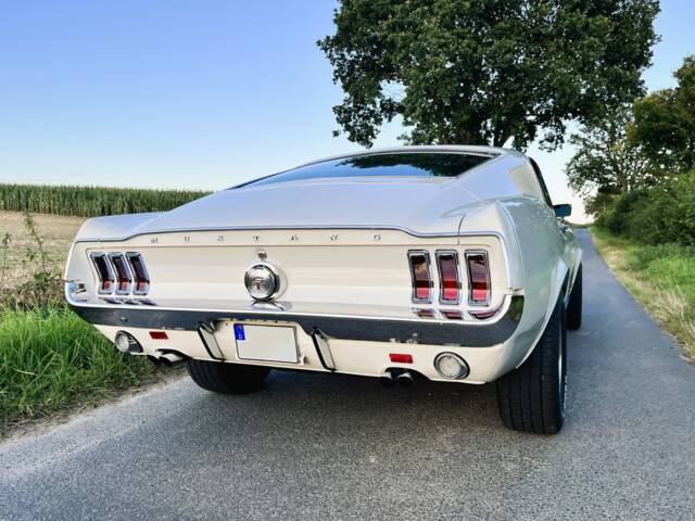 Ford Mustang 289
