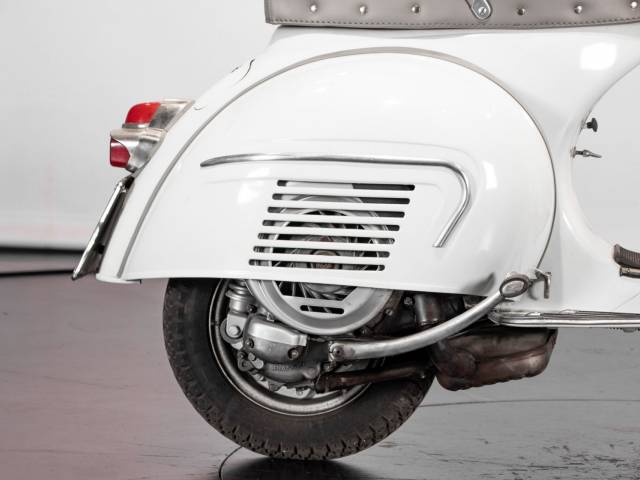 Piaggio Vespa 160 GS
