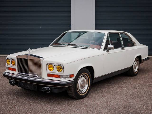 Immagine 1/8 di Rolls-Royce Camargue (1985)