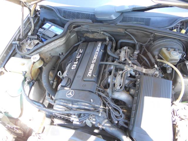 Mercedes-Benz 190 E 2.3-16