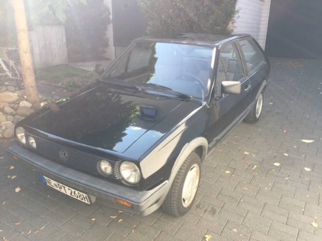 Immagine 1/15 di Volkswagen Polo II Coupe 1.3 (1987)