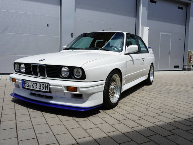 Immagine 1/18 di BMW M3 (1988)