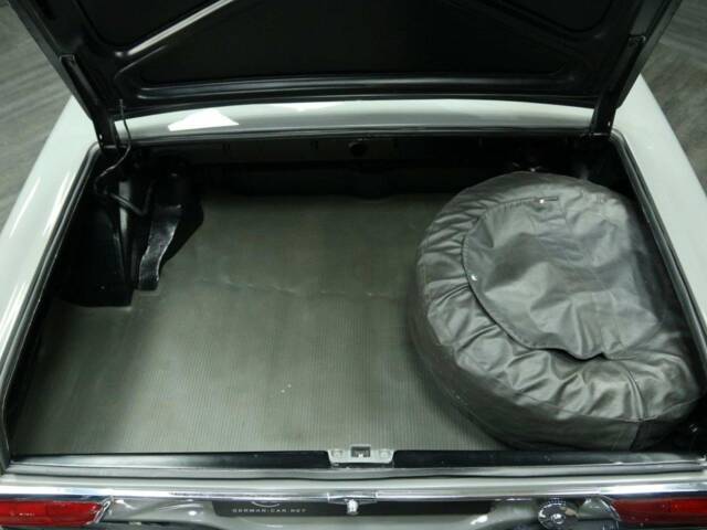 Mercedes-Benz 250 SL