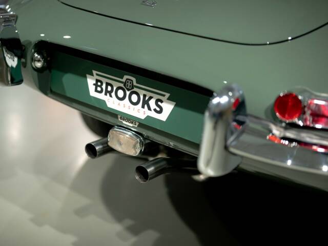 Jaguar E-Type 4.2
