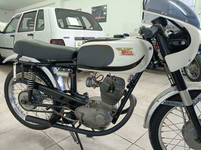 Moto Morini Corsaro 125