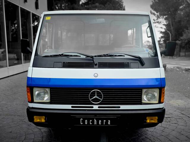 Mercedes-Benz MB 140