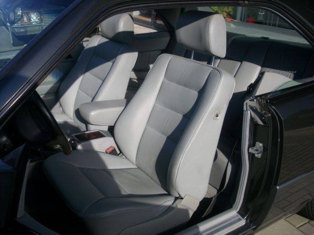 Mercedes-Benz E 320