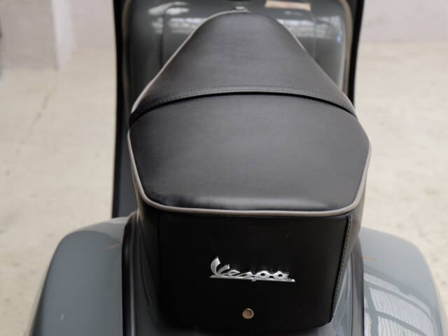 Piaggio Vespa 200 Rally