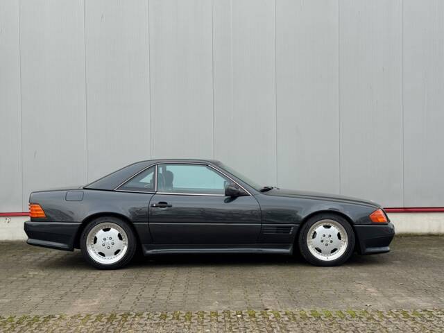 Mercedes-Benz 500 SL 6.0 AMG