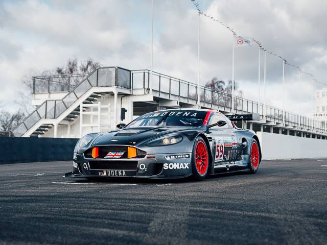 Image 1/10 of Aston Martin DBR9 GT1 (2005)