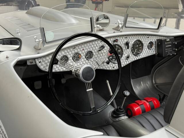 Veritas RS