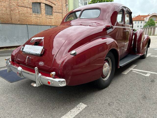Oldsmobile F-Series Business Coupe