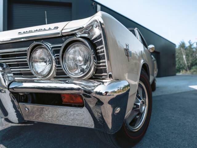 Chevrolet Chevelle Malibu Hardtop Coupe
