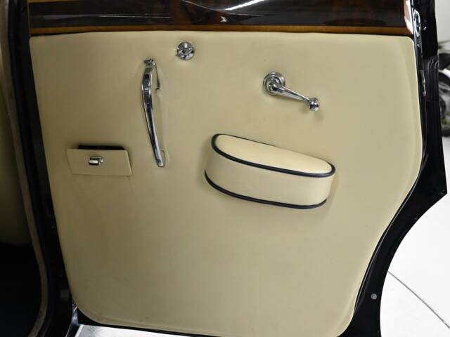 Jaguar Mk VIII