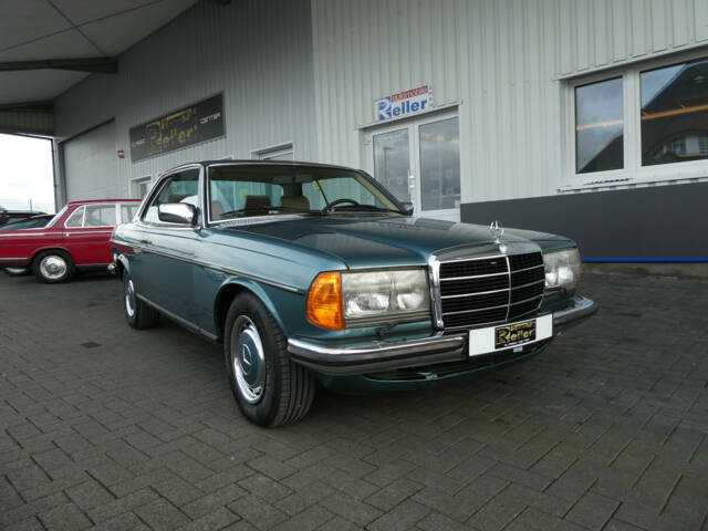 Afbeelding 1/24 van Mercedes-Benz 280 CE (1981)