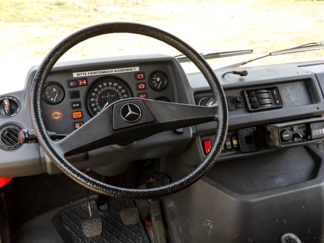 Mercedes-Benz T1 310