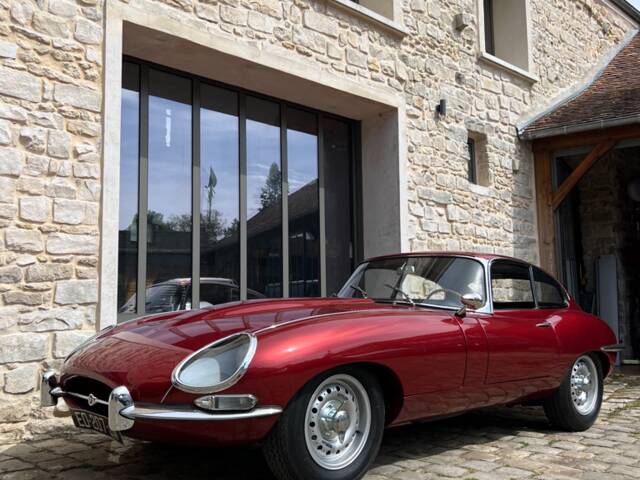 Jaguar E-Type 3.8