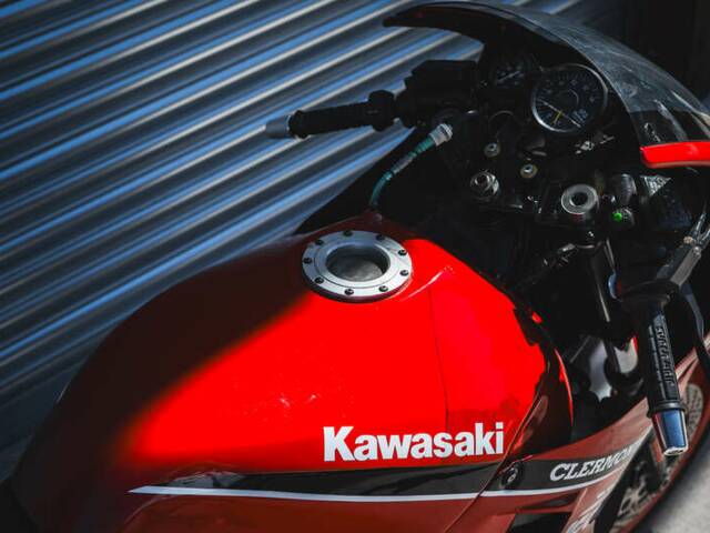 Kawasaki GPX 750R