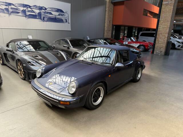 Porsche 911 Carrera 3.2