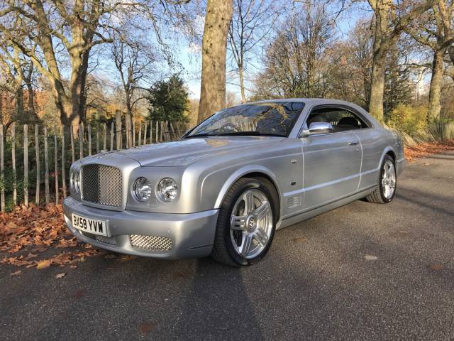 Image 1/35 of Bentley Brooklands (2008)