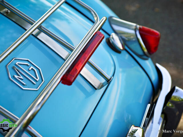 MG MGA 1500