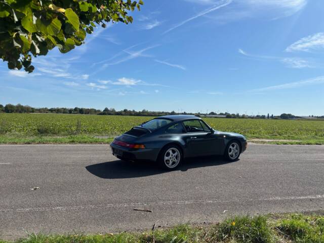 Porsche 911 Carrera