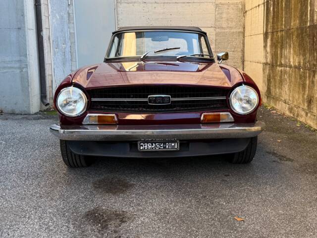 Triumph TR 6 PI