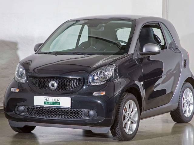 Image 1/19 of Smart Fortwo (2019)