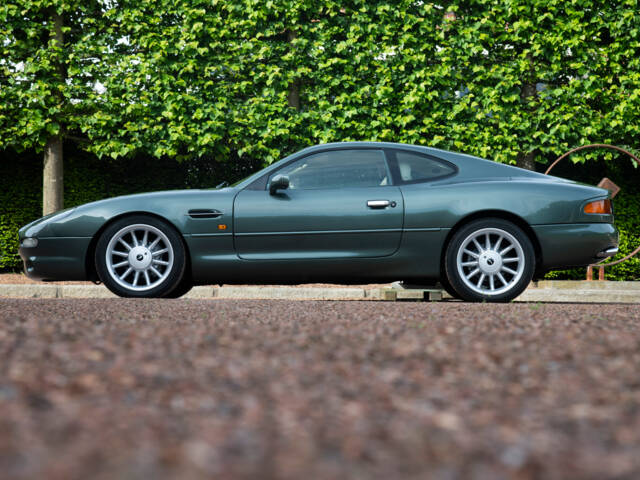 Aston Martin DB 7