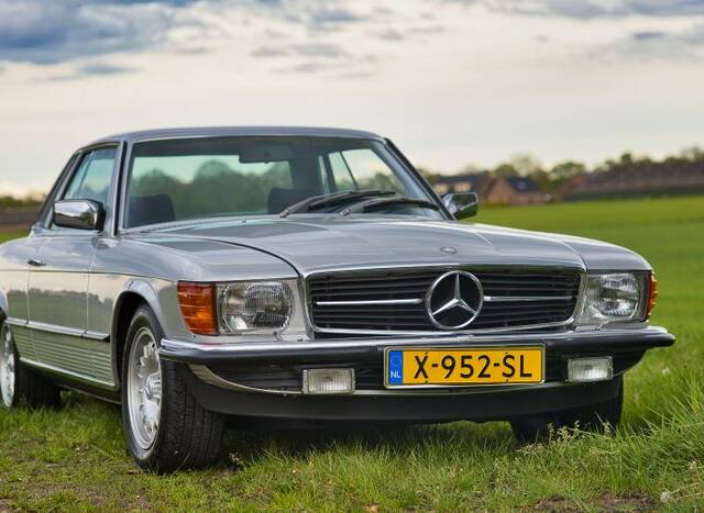 Image 1/6 de Mercedes-Benz 500 SLC (1981)