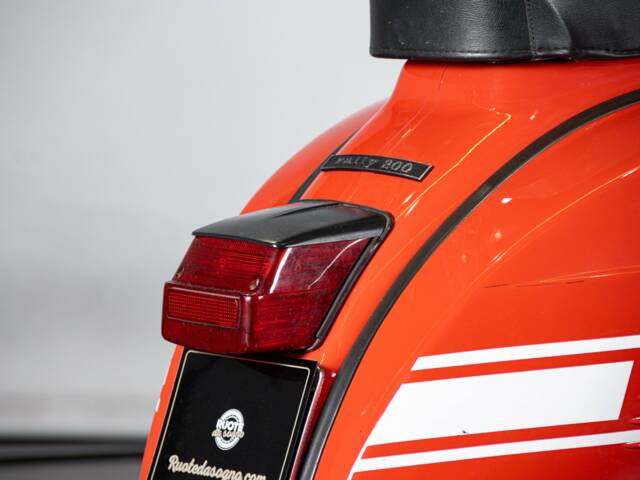 Piaggio Vespa 200 Rally