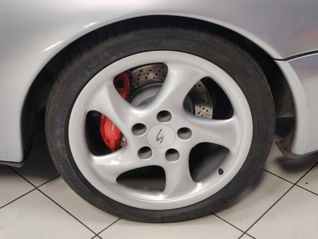 Porsche 911 Carrera 4S