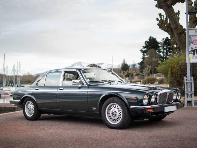 Daimler Double Six Classic Cars for Sale - Classic Trader