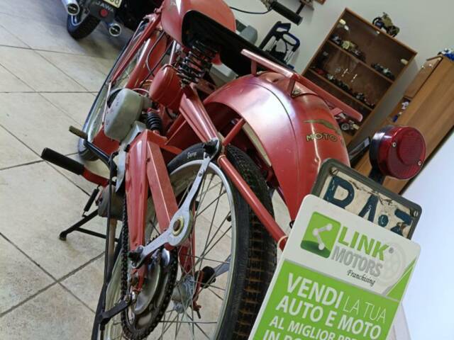 Moto Guzzi Cardellino 65