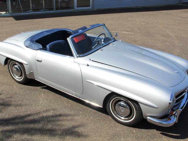 Mercedes-Benz 190 SL - MERCEDES BENZ 190 SL, Foto: (C) Nina Kaimer, Classic & Race Cars Peter Schleifer & Co