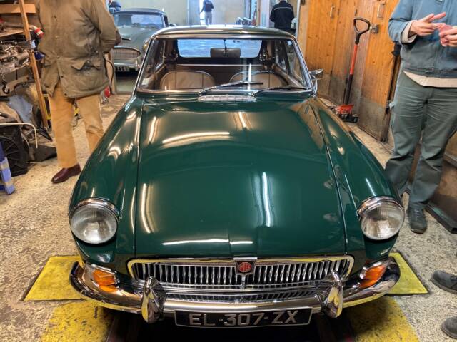 MG MGB GT