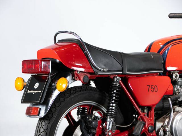 Yamaha XS 750