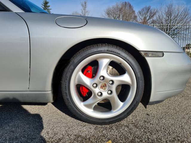 Porsche 911 Carrera