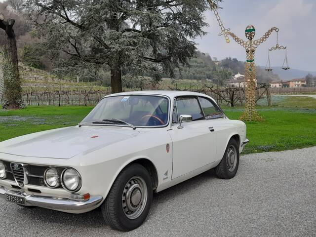 Alfa Romeo 1750 GT Veloce
