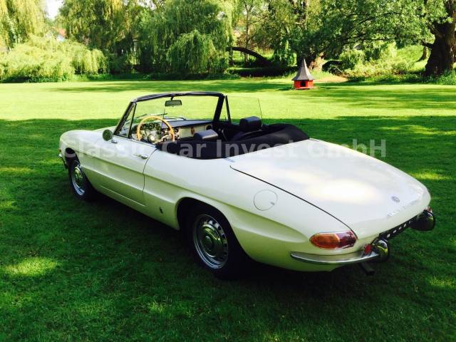 Alfa Romeo 1750 Spider Veloce